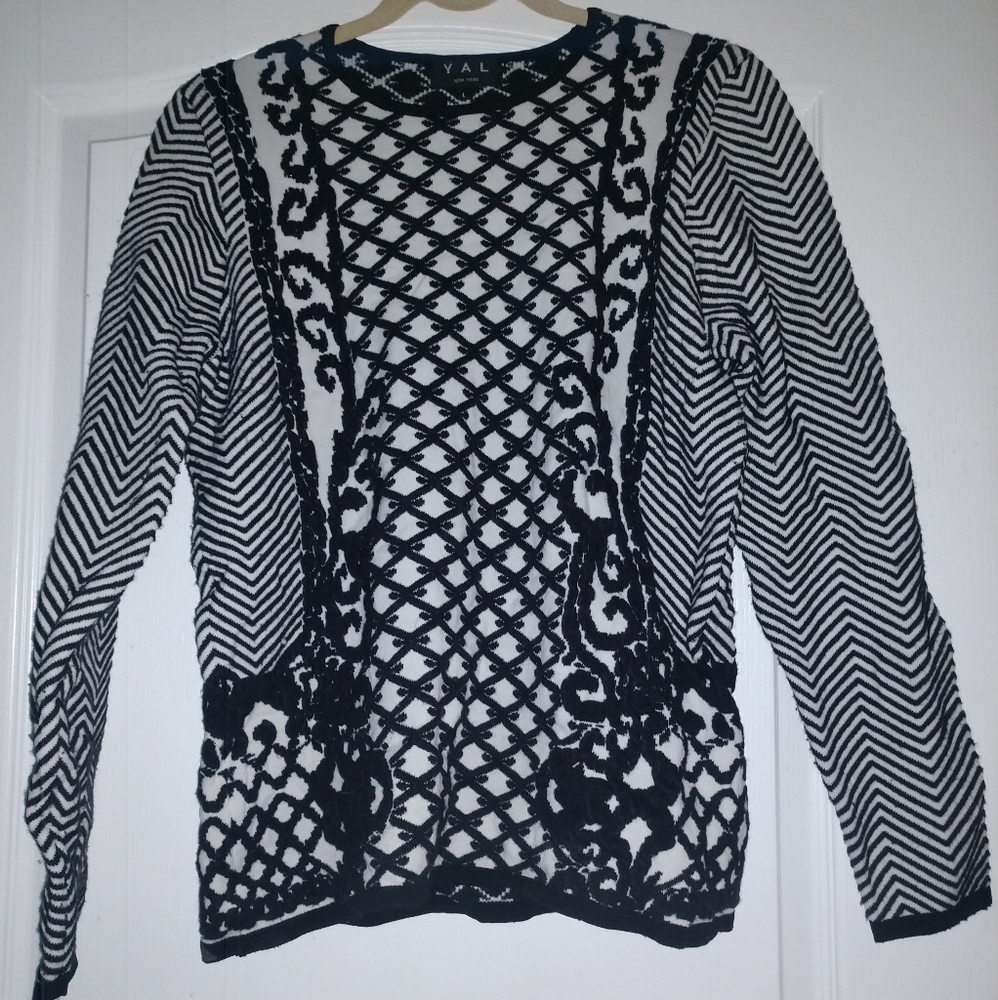 Yal New York Sweater
